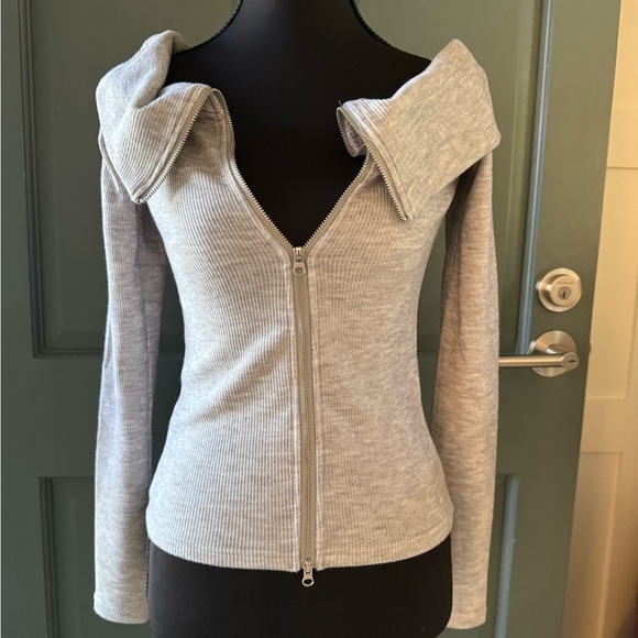 Gray Zippered Off-The-Shoulder Ribbed Sweater - Picture 1 of 4